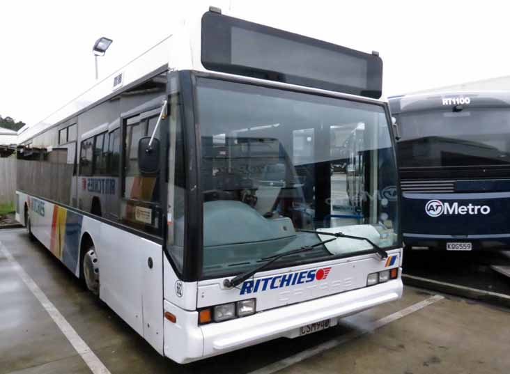 Ritchies Optare Excel 662